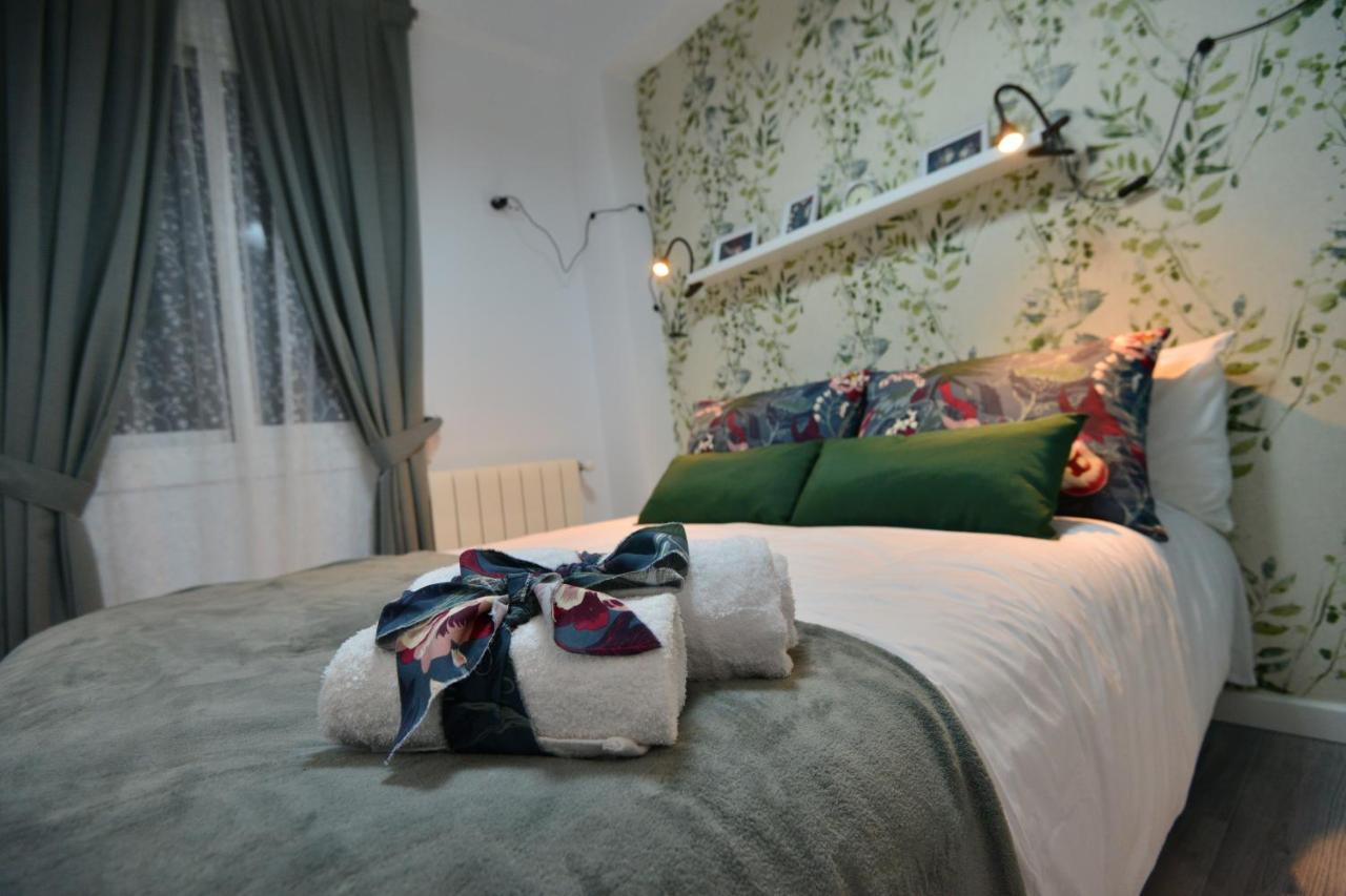 Apartamento Escalinata Triacastela Santiago de Compostela Exterior photo